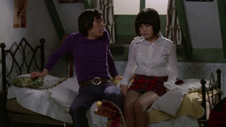 Playful White Fingers