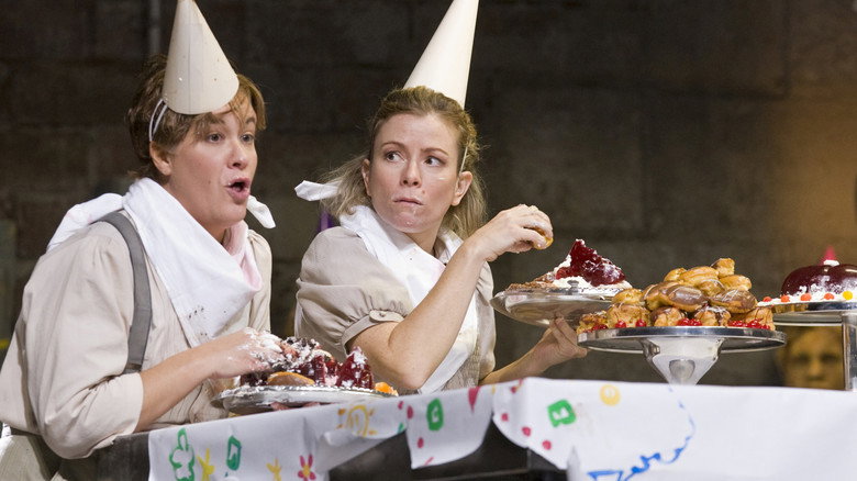 The Metropolitan Opera: Hansel and Gretel backdrop 2