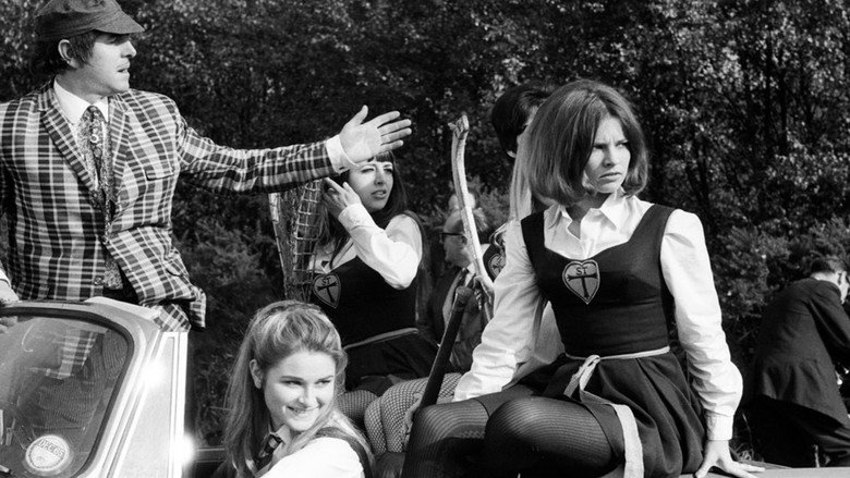 The Great St. Trinian's Train Robbery線上电影看完整版