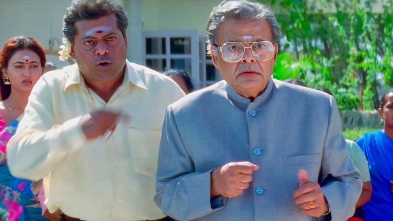 Avvai Shanmugi backdrop 7