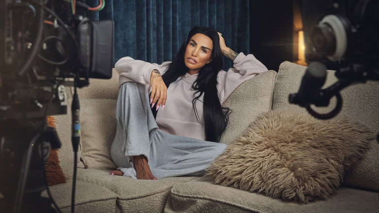 Katie Price: Nothing to Hide backdrop 1