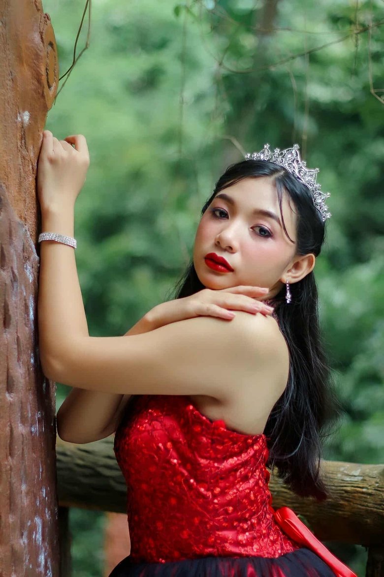 Kate Angelyn Capistrano
