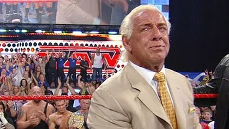 WWE Monday Night RAW #775