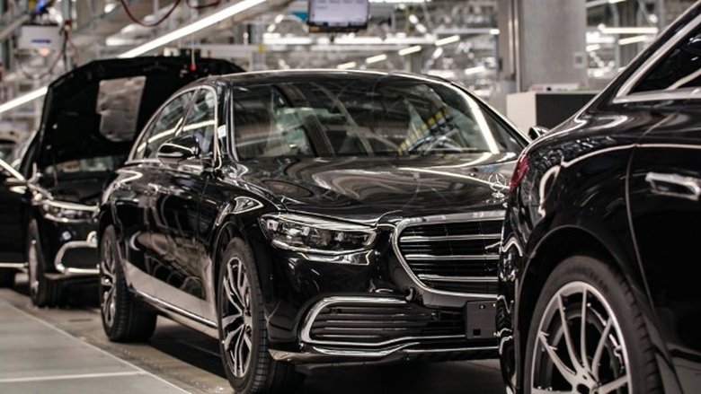 How to Build: Mercedes-Benz