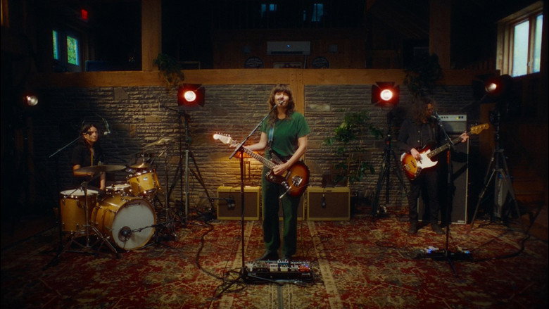 Courtney Barnett: Creature of Habit - Live At Levon Helm Studios backdrop 1