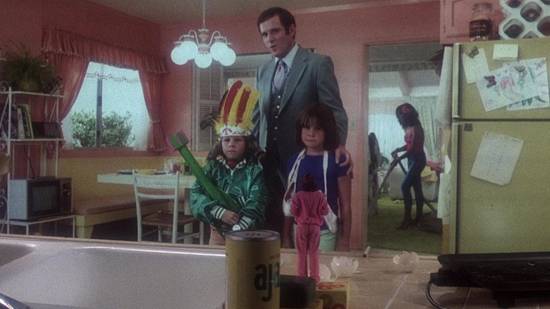 The Incredible Shrinking Woman backdrop 3