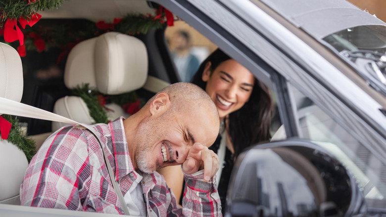 A Carpool Karaoke Christmas backdrop 3