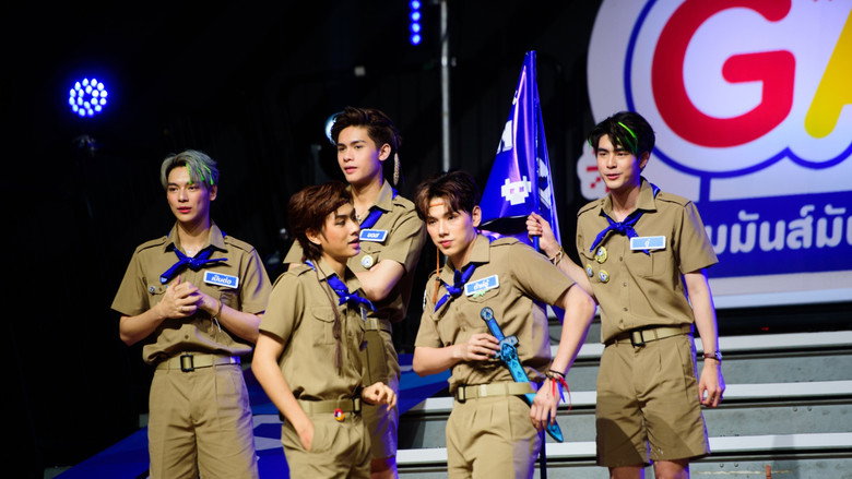 Idol Game backdrop 2