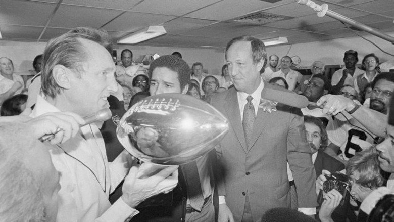 Al Davis vs. The NFL backdrop 2