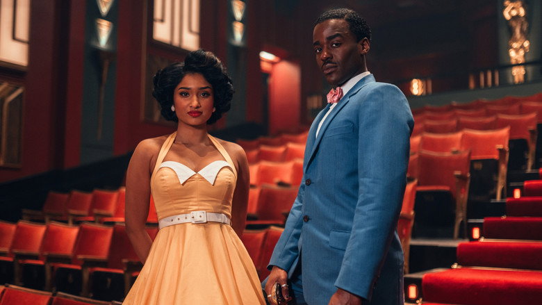 Still from Doctor Who - Temporada 2 Episodio 2