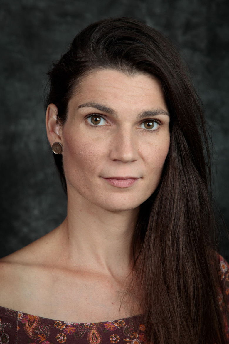 Táňa Hlostová portrait image