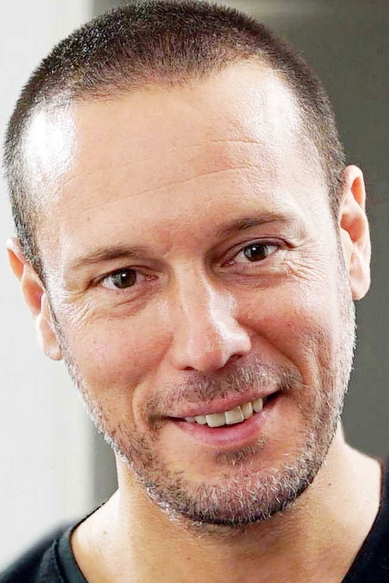 Maxime Dubuisson portrait image