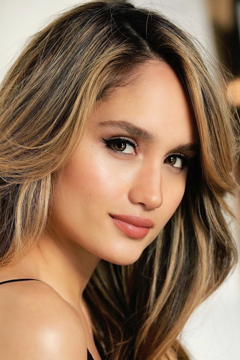 Cinta Laura Kiehl photo 6