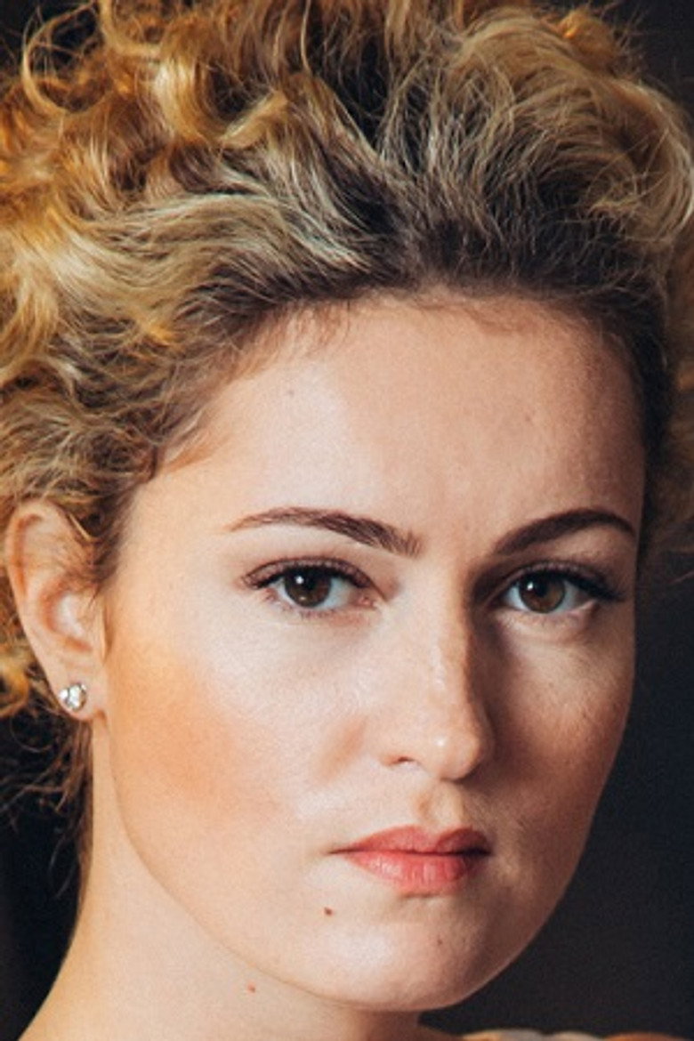 Renata Piotrovski photo 2