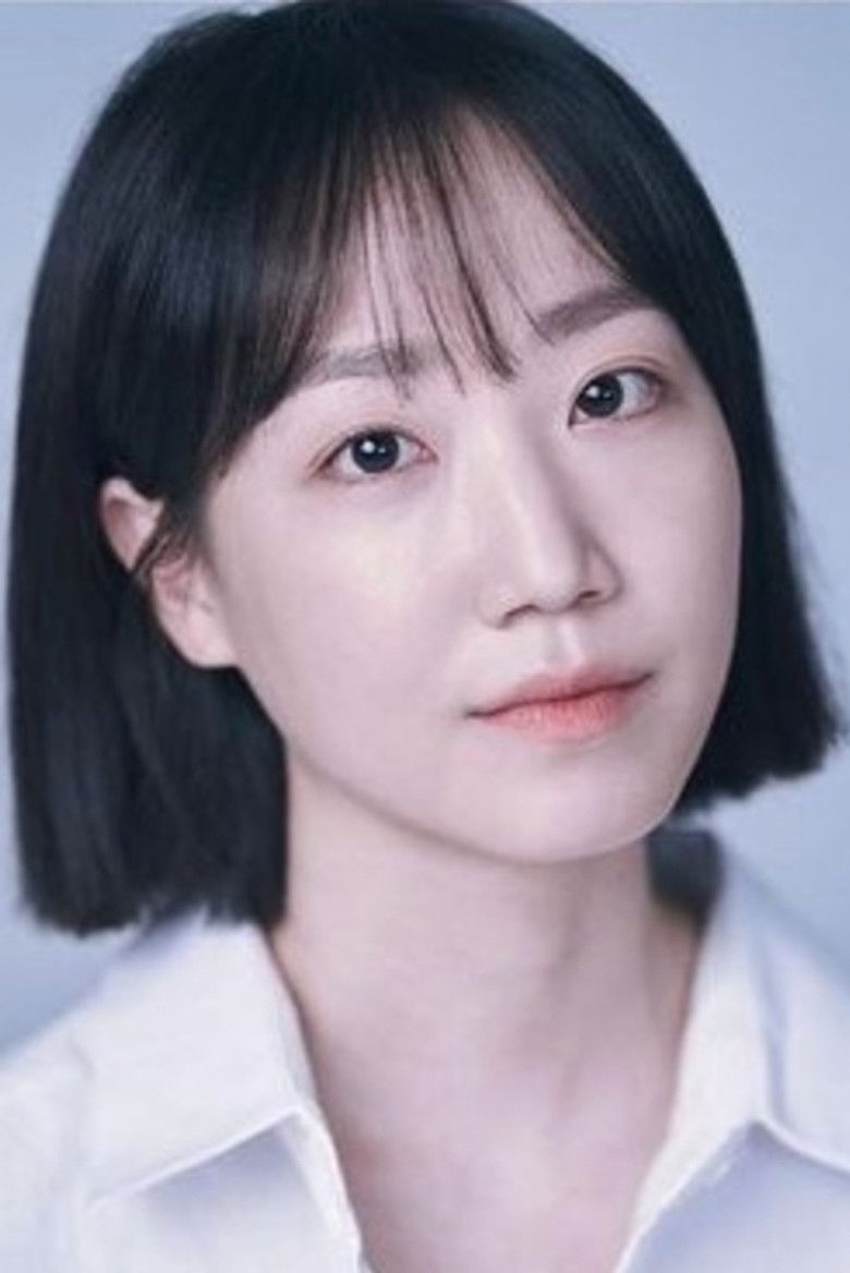 Kim Hee-won portrait image