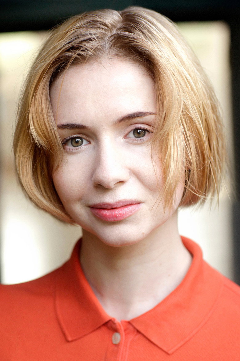 Laura Greenwood photo 2
