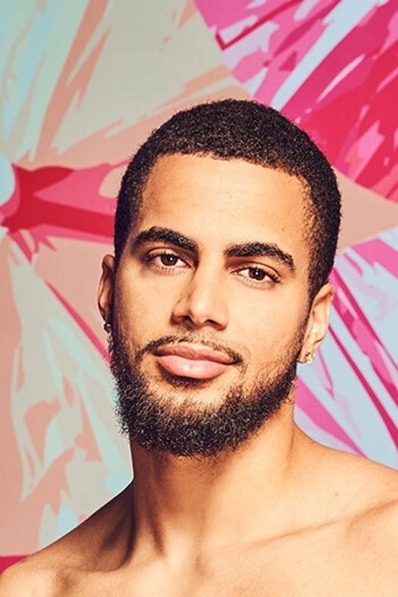 Raul Frias portrait image