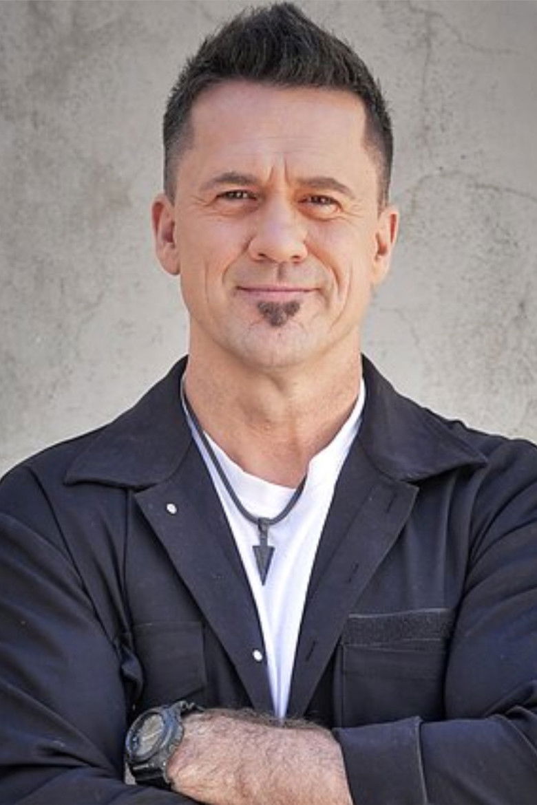 Dangis Cholinas portrait image