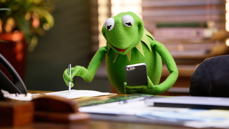 Still from The Muppets - Season 1 Episode 3