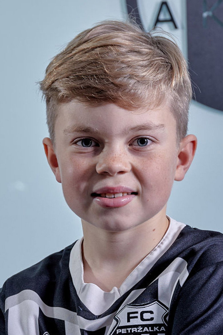 Oliver Major portrait
