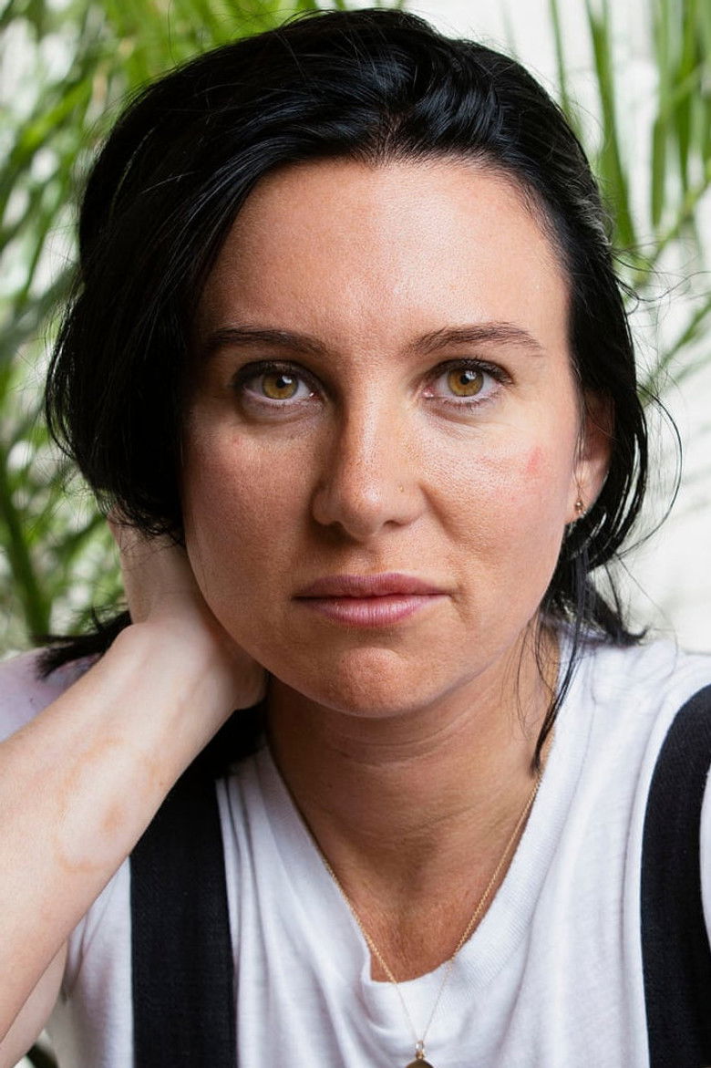 Lisa Taddeo portrait image