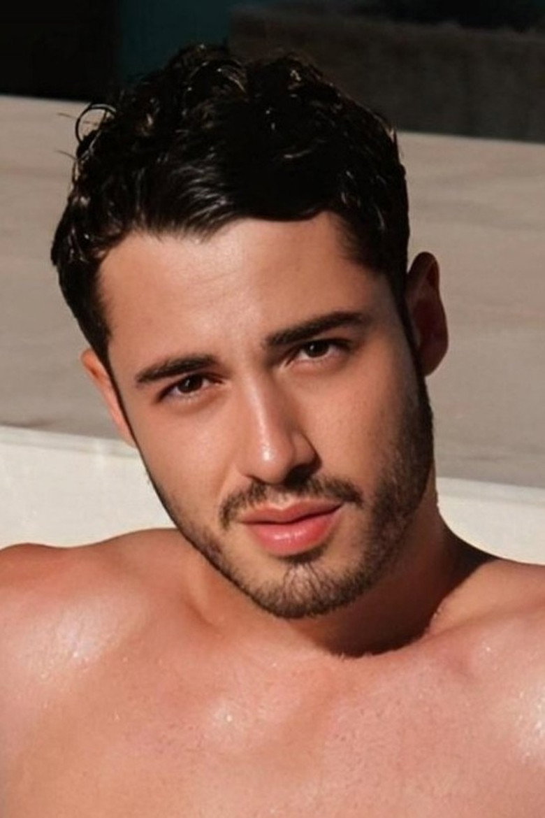 Alex Romero photo