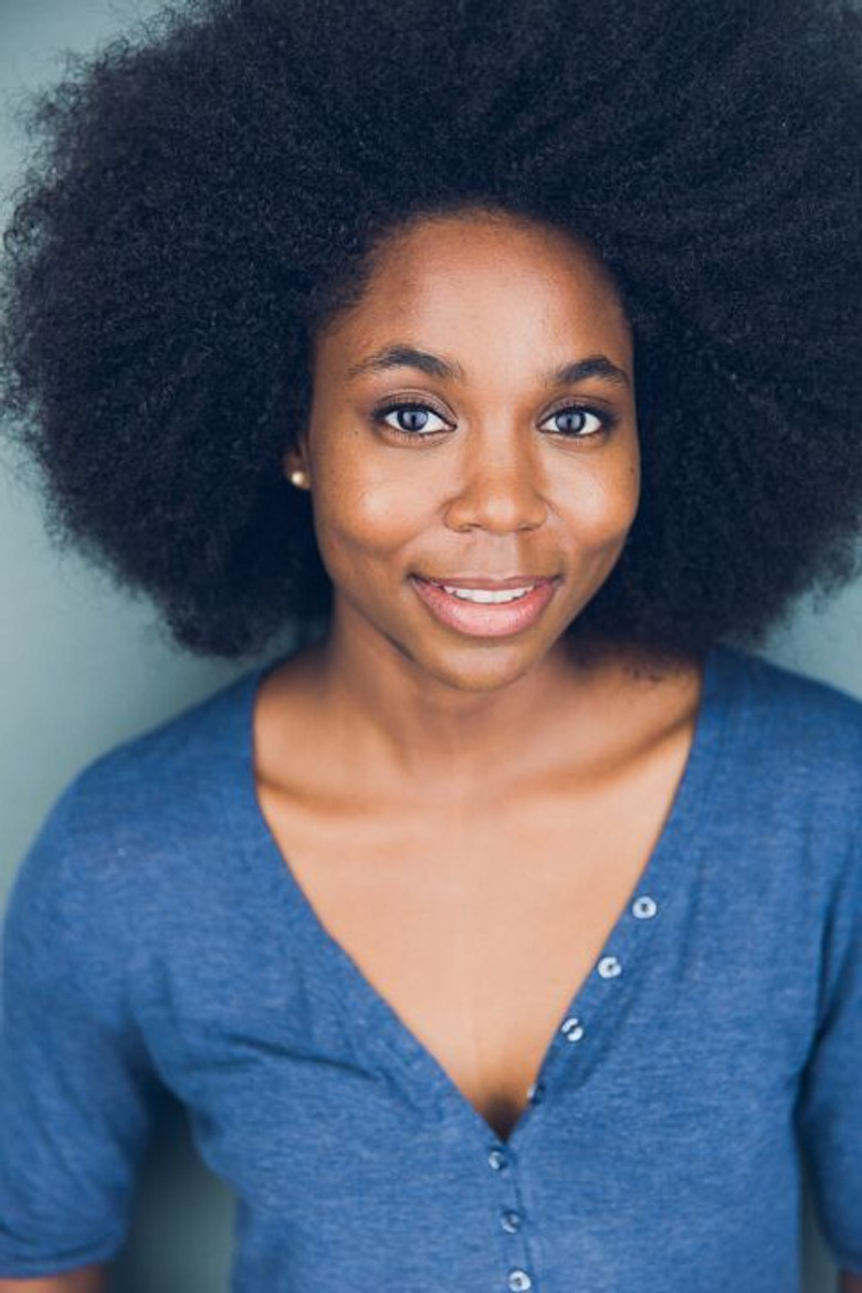 Naomi Lorrain photo 2