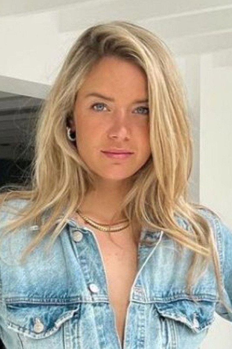 Carlijn van Leeuwen portrait
