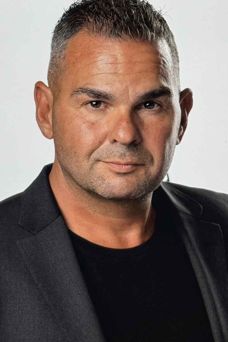Alex Anagnostidis portrait image