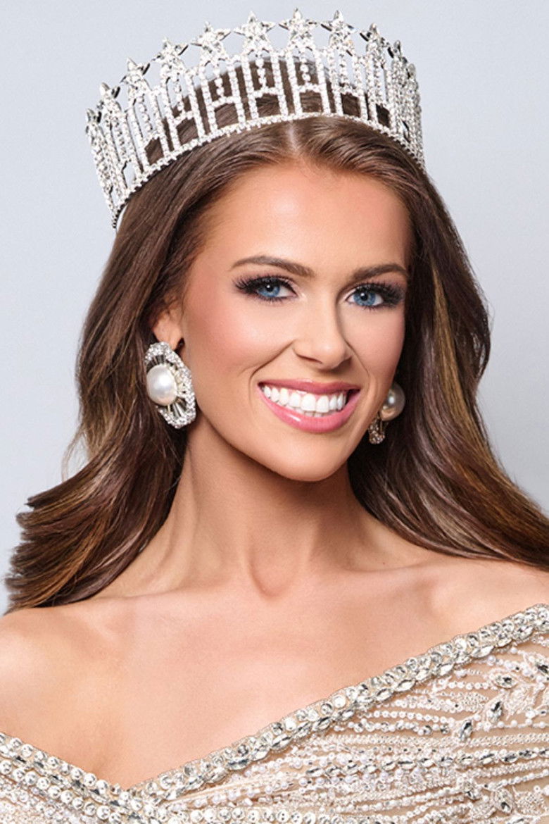 Zoe Ferraro portrait image