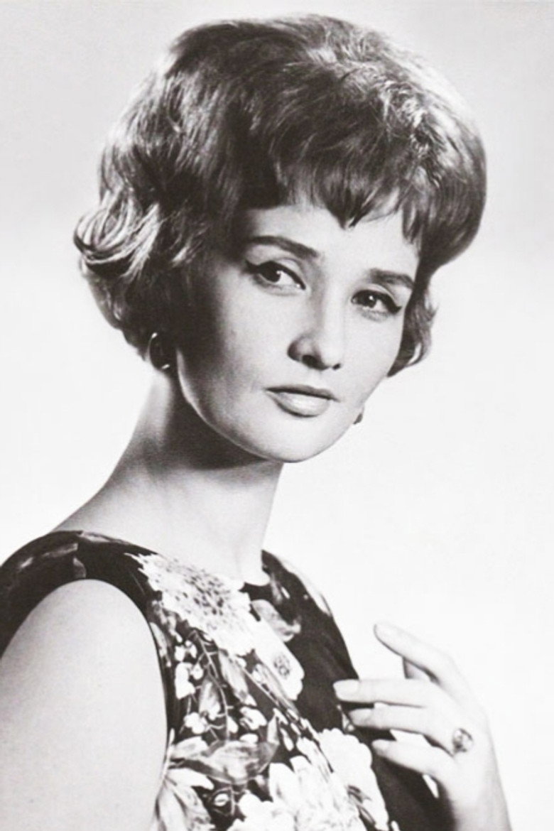 Zinaida Kirienko photo 7