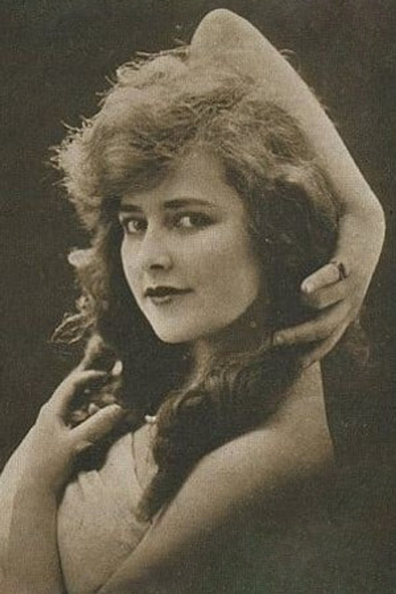 Muriel Ostriche photo 3