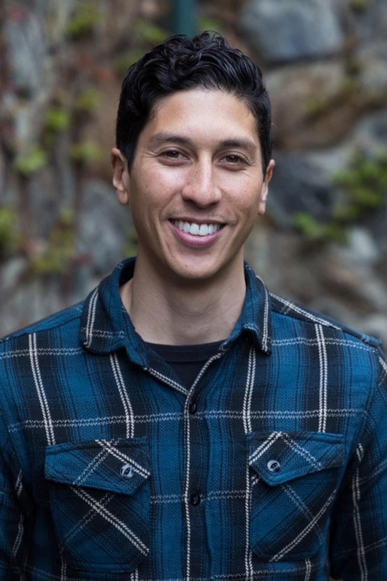 Tony Villaflor portrait image