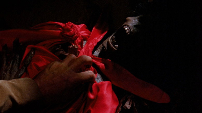 Image d'arrière-plan 11 du film I'm Dangerous Tonight