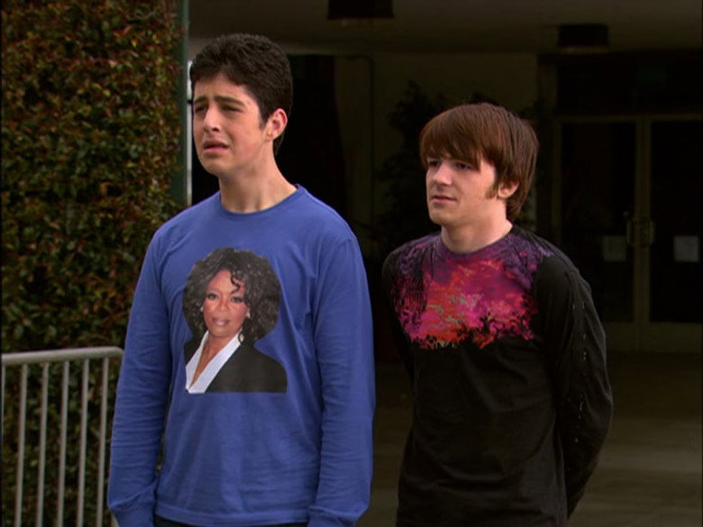Still from Drake & Josh - Season 4 Episode 1