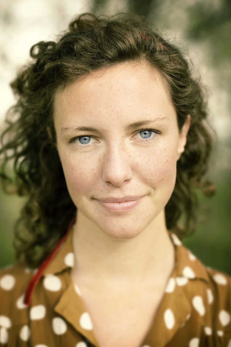 Esmé Patterson portrait image