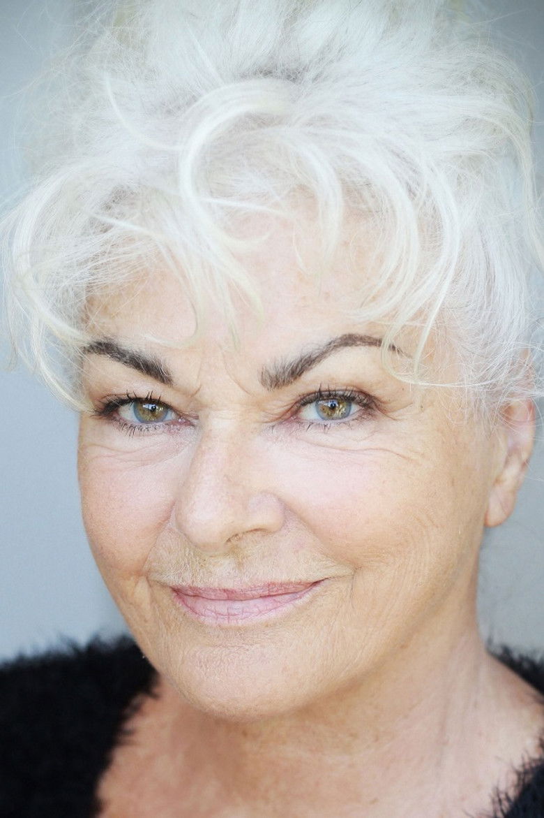 Lynn Waldegrave portrait image