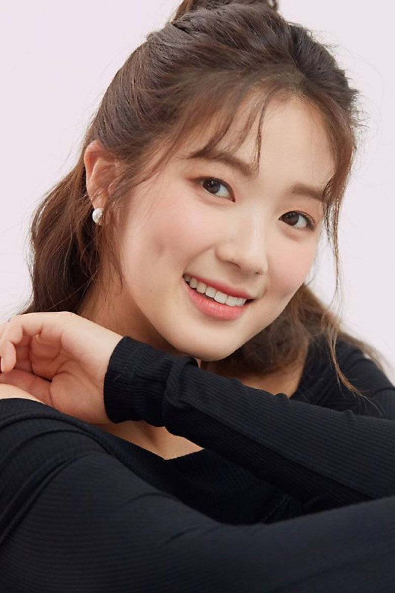Kim Hye-yoon photo