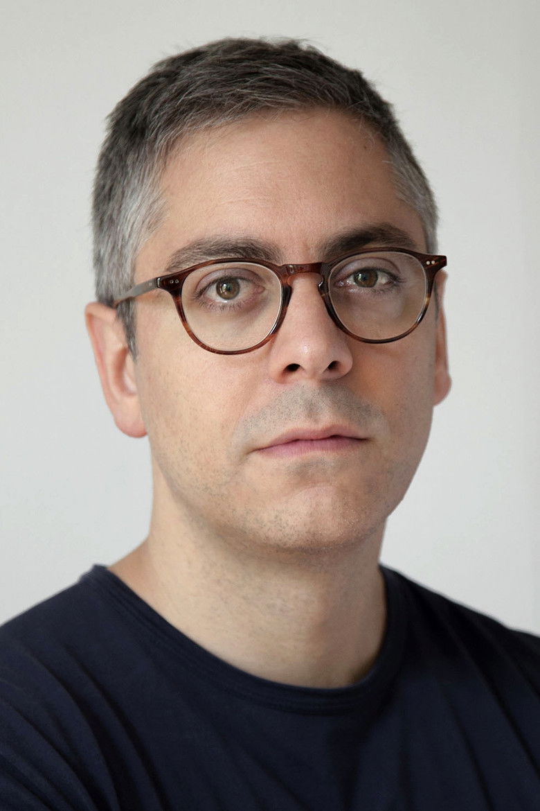 Joshua Safran portrait image