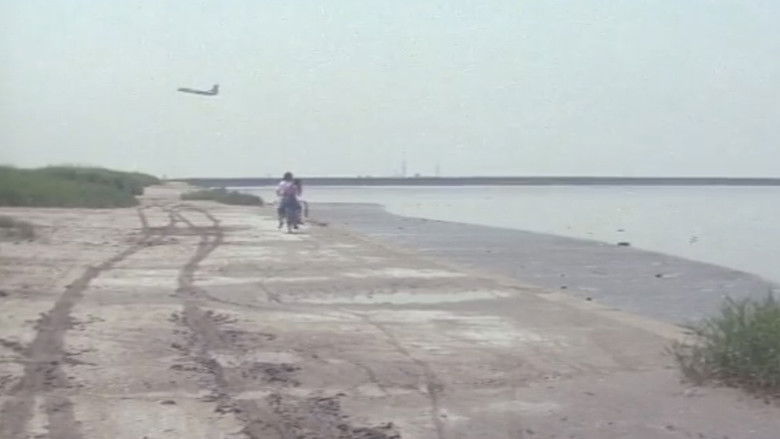 Image d'arrière-plan 7 du film 十三人連続暴行魔