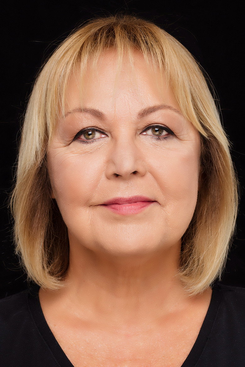 Alev Oraloğlu photo 2