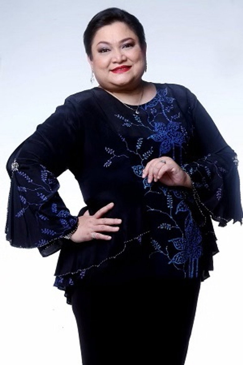Adibah Noor photo 2
