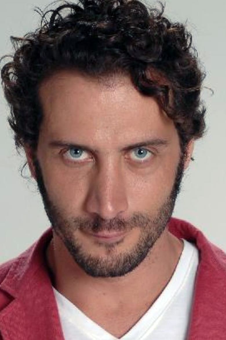 Luciano Cáceres photo 2