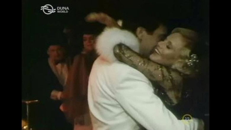 Image d'arrière-plan 1 du film Az aranyifjú