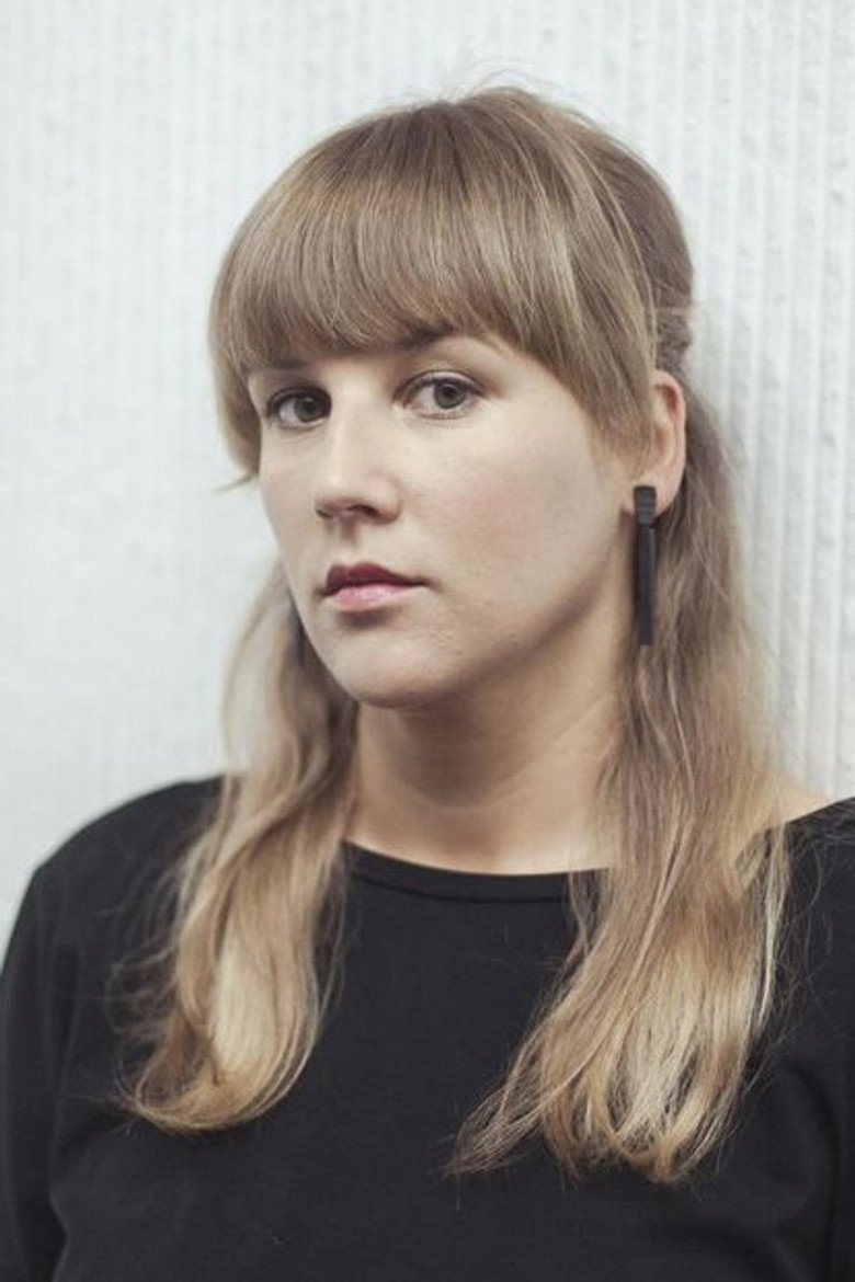 Saara Nüganen photo
