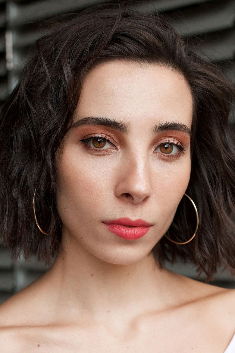 Layla Shirley portrait image