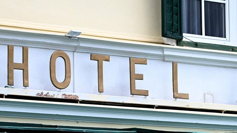 Alltagsgeschichte – Menschen im Hotel image 1