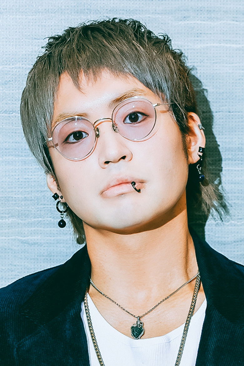 Yuta Tsujimura portrait image