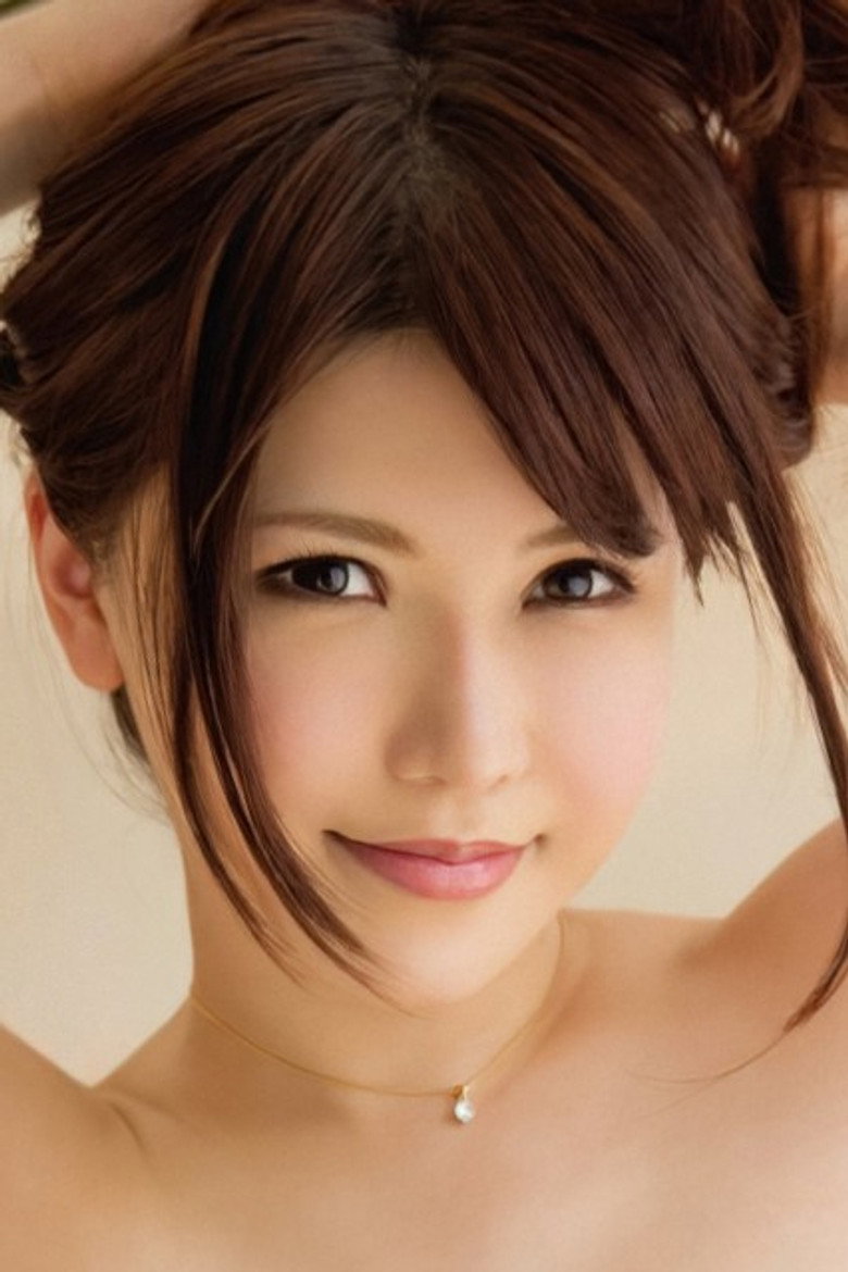 Anri Okita photo 3