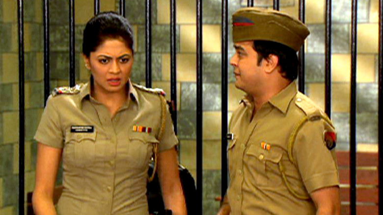 Still image for F.I.R. season 1 episode 1218: Gopi and Chautala Get Kidnapped